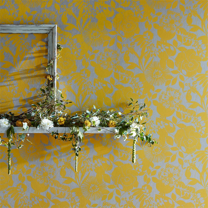 Couqette Wallpaper Standing Ovation Collection by Harlequin